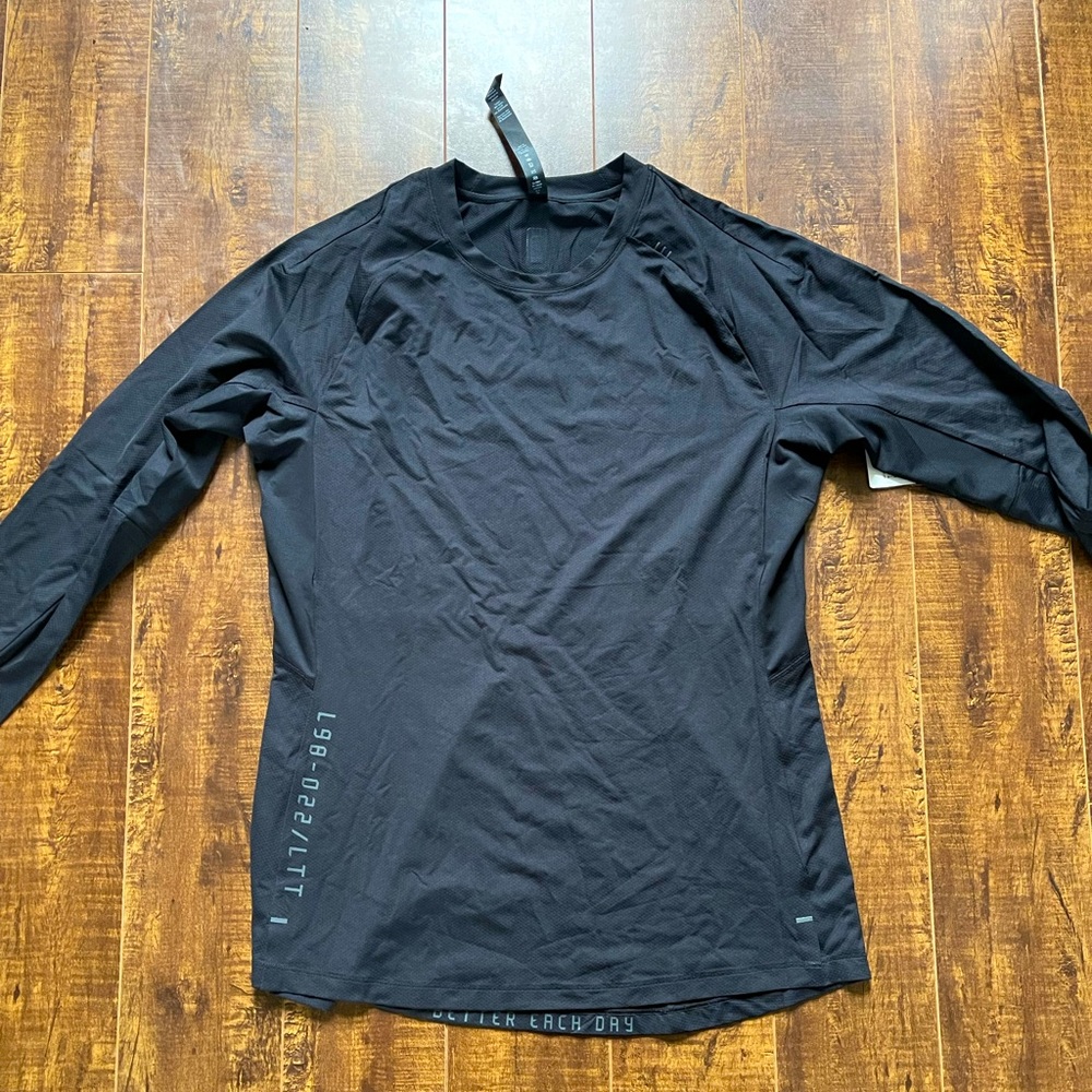 New Lulu Tough Train Long Sleeve